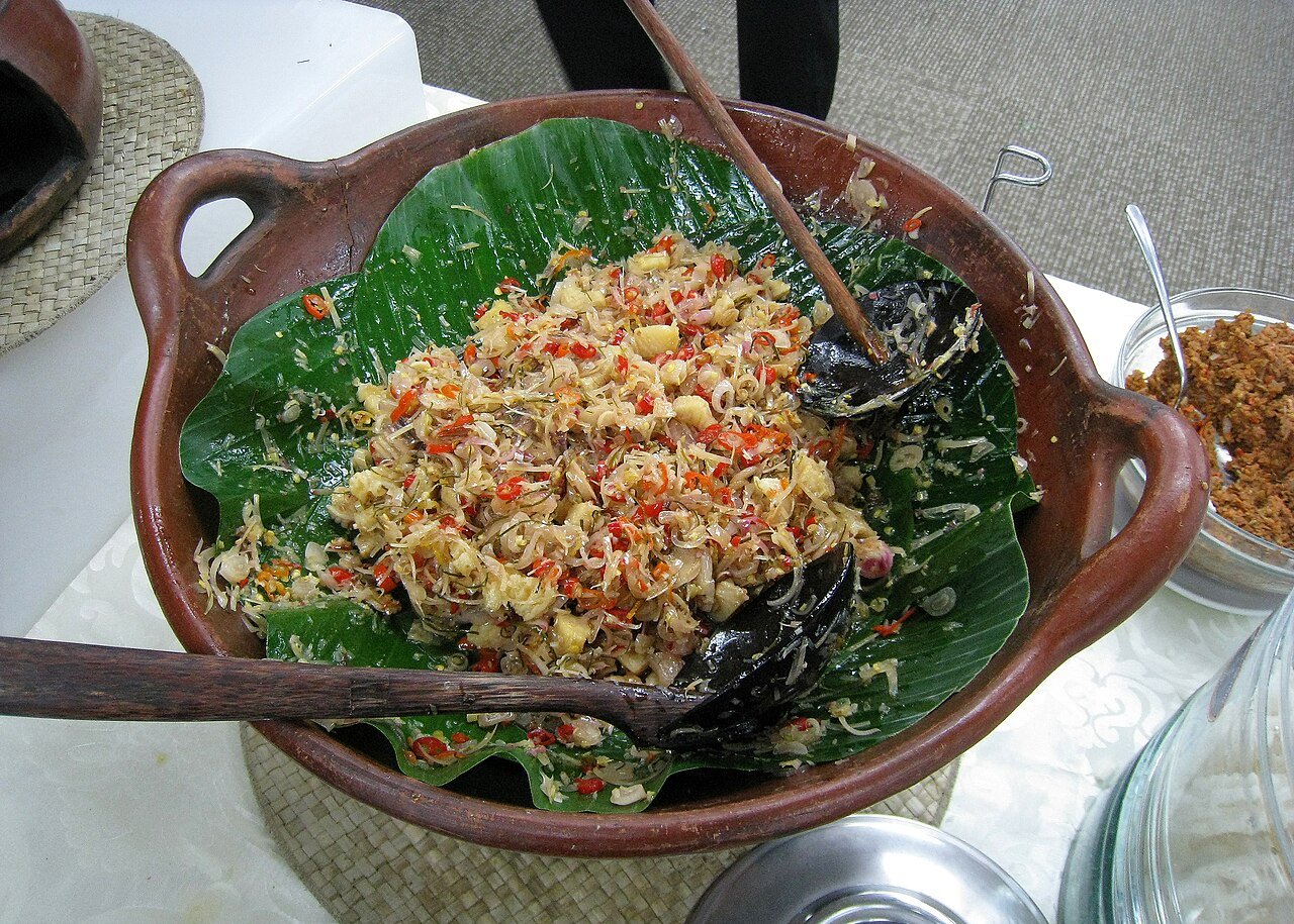Traditional Balinese sambal matah made with chilli and shallots