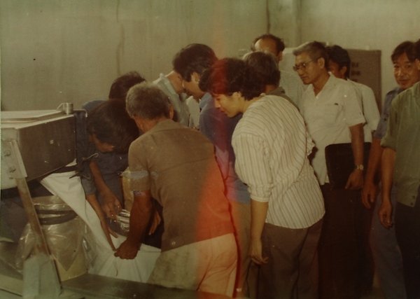 Mai Kieu Lien and Vinamilk staff during the company’s early years