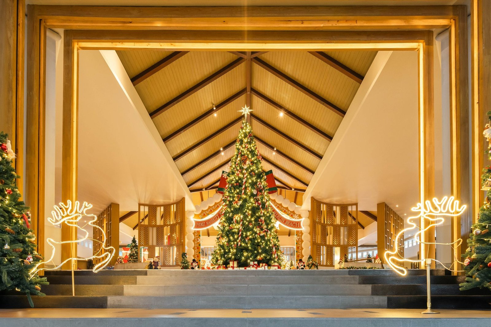 Family seasonal activities at Phuket Marriott Merlin Beach