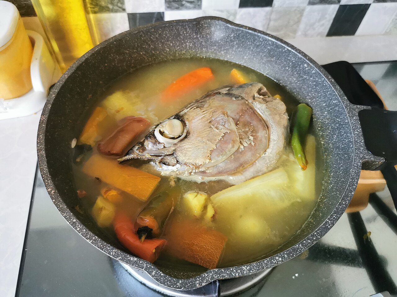 Singgang kepala ikan tongkol gaya Terengganu